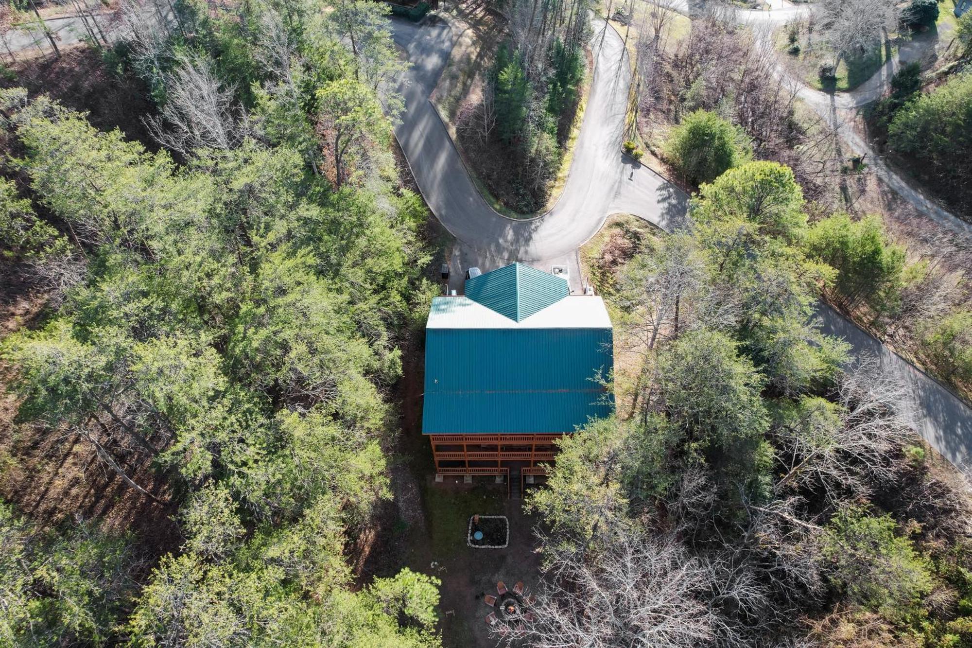 Sycamore By Avantstay Spectacular Mountain Home W Indoor Pool Hot Tub Home Theatre Fire Pit Sevierville Eksteriør bilde