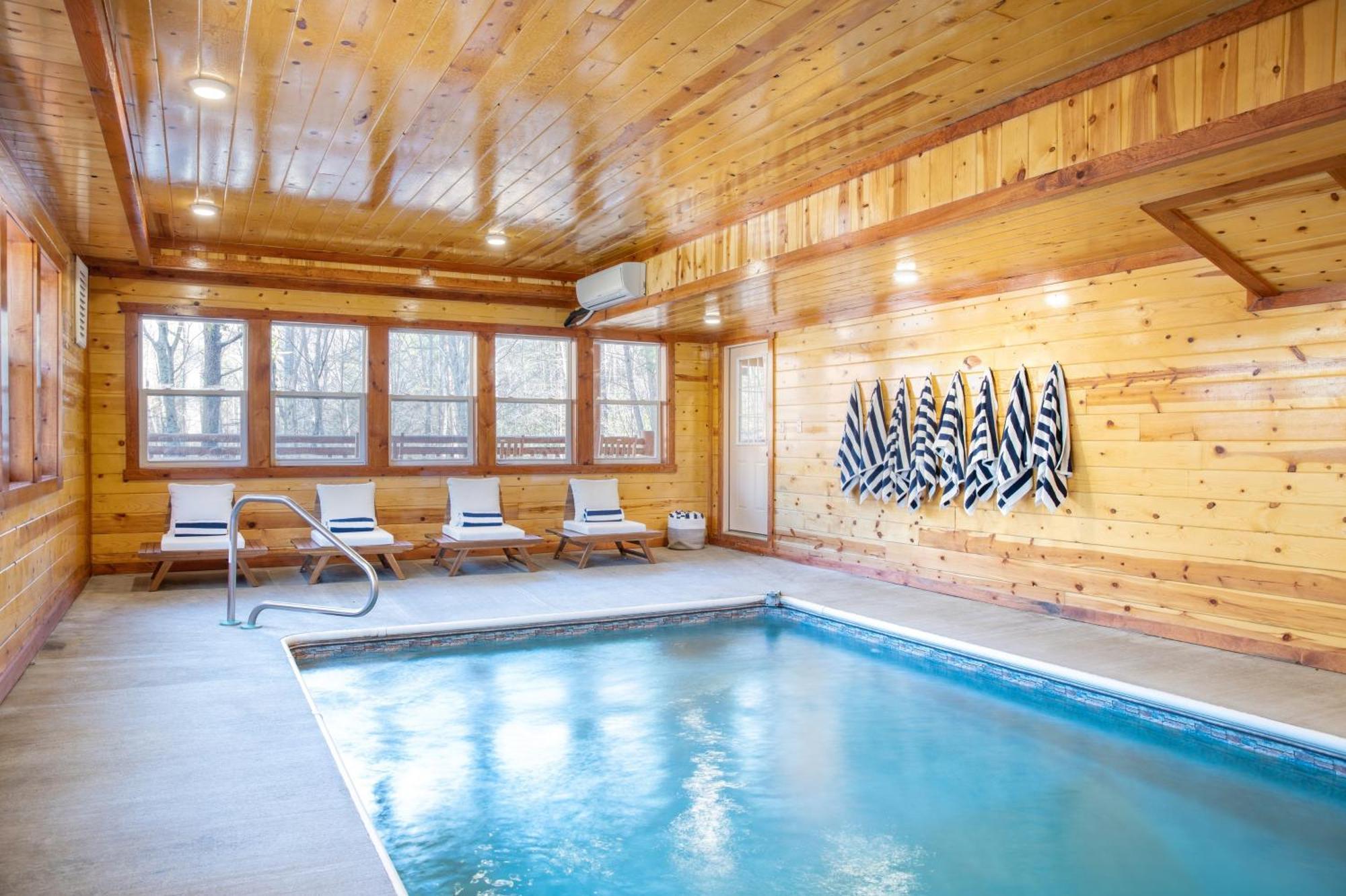 Sycamore By Avantstay Spectacular Mountain Home W Indoor Pool Hot Tub Home Theatre Fire Pit Sevierville Eksteriør bilde